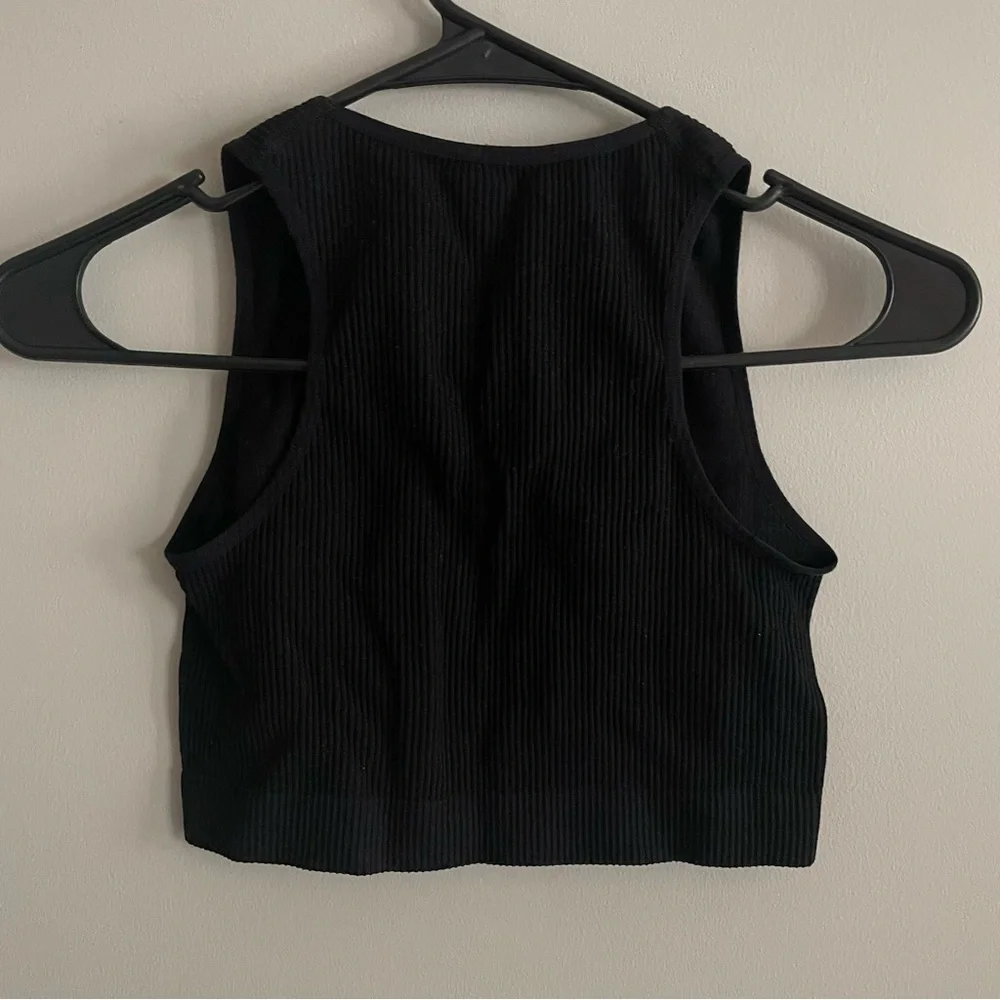 Cropped Ribbed tanks - Picture 4 of 4